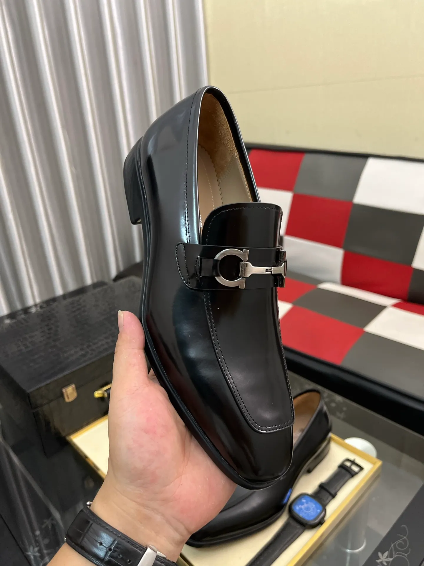 Men's shoes 💰600⌚️⌚️[Salvatore Ferragamo] Ferragamo business leather shoes, 1:1 top purchasing quality, imported selected original calfskin for the uppers, imported original soft water-dyed cowhide for the inner feet, imported original customized Italian handmade lightweight foam outsole, size: 39-44 5️⃣ options available